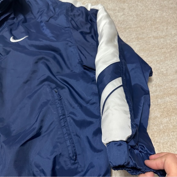 Vintage 90's Nike Adult L White Tag Puffer Jacket Sleeve Stripes Navy Blue White - Picture 3 of 10